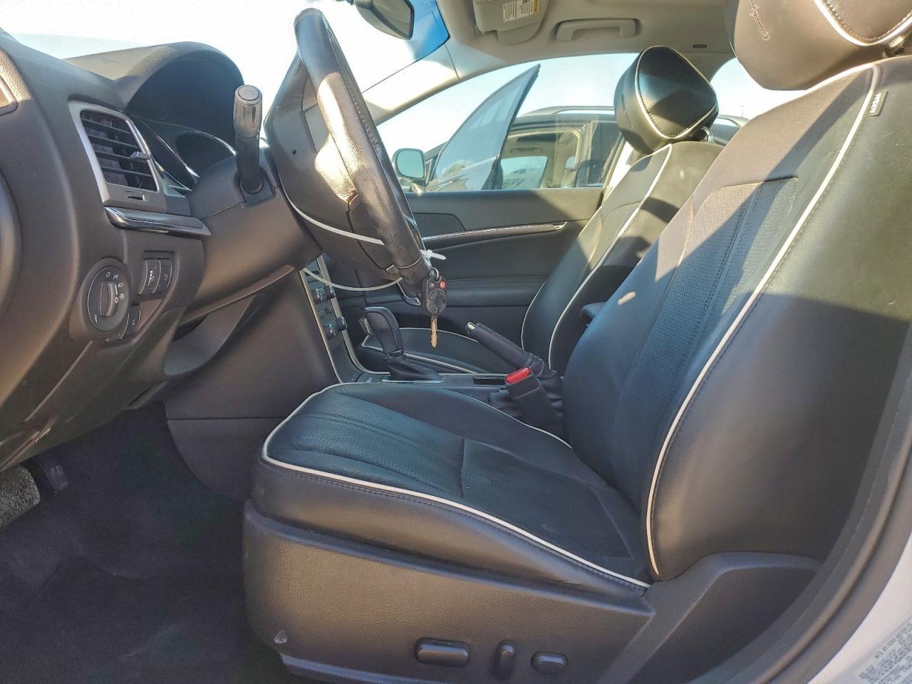 2012 LINCOLN MKZ