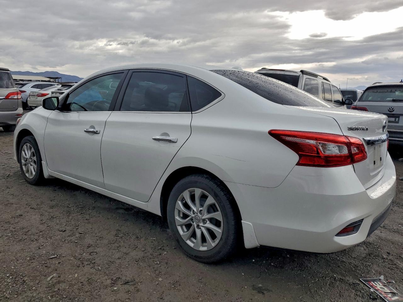 2016 NISSAN SENTRA
