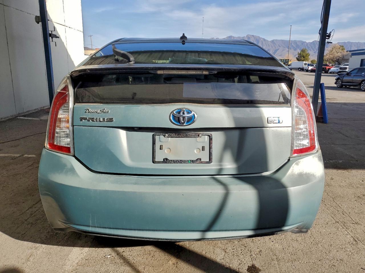 2012 TOYOTA PRIUS