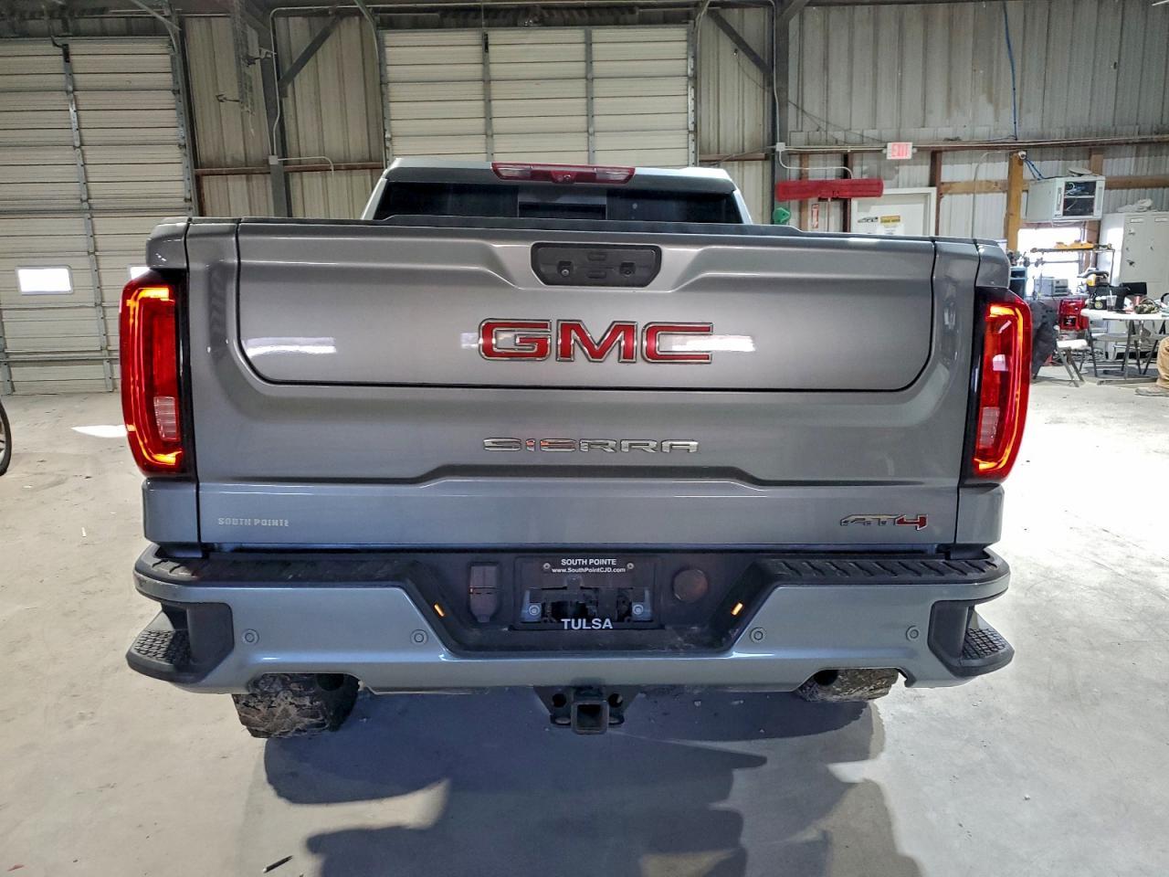 2023 GMC Sierra