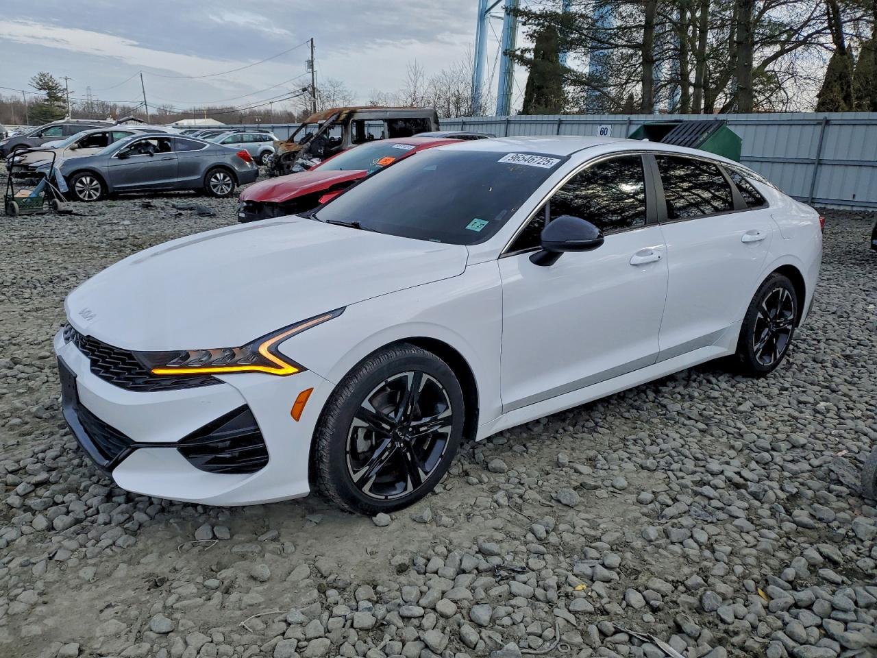 2022 KIA K5