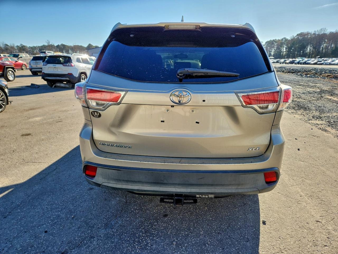 2016 TOYOTA HIGHLANDER