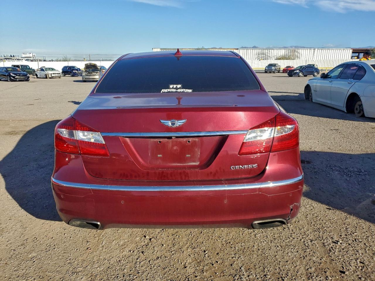 2013 HYUNDAI GENESIS