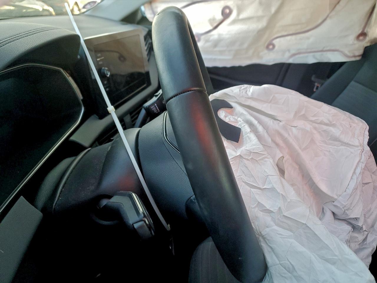 2025 VOLKSWAGEN JETTA