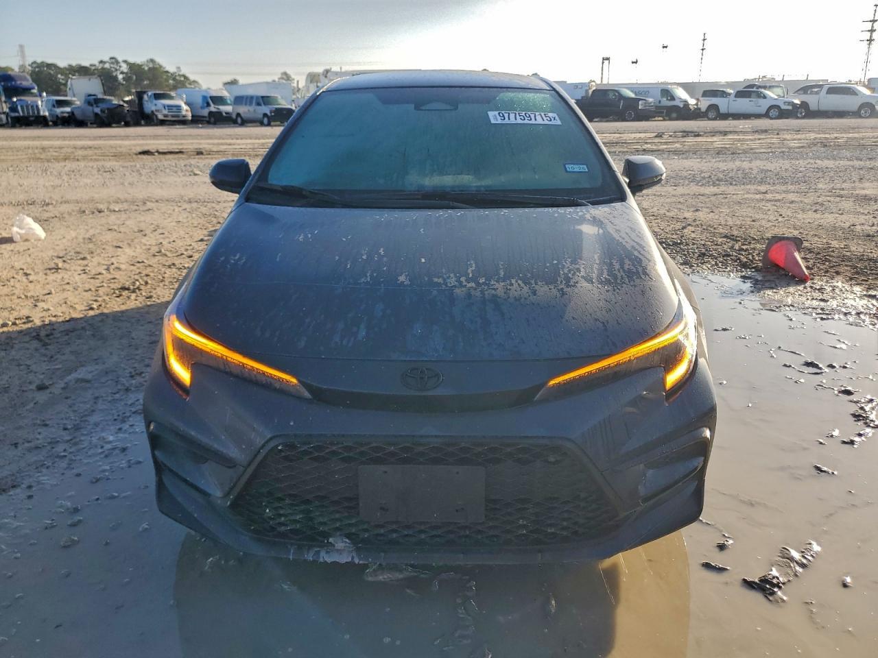 2025 TOYOTA COROLLA