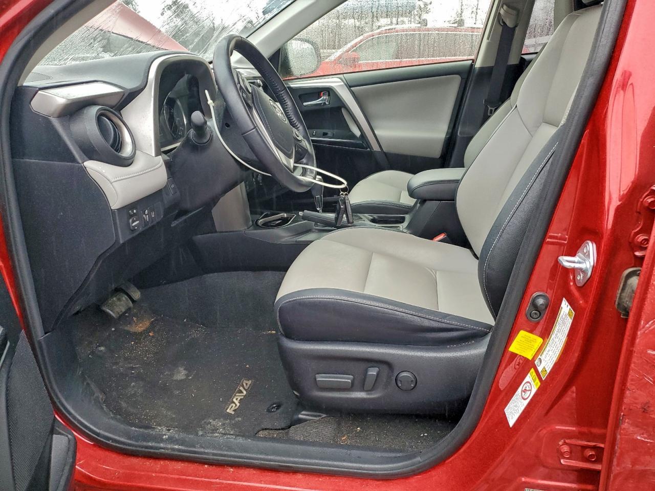 2016 TOYOTA RAV4