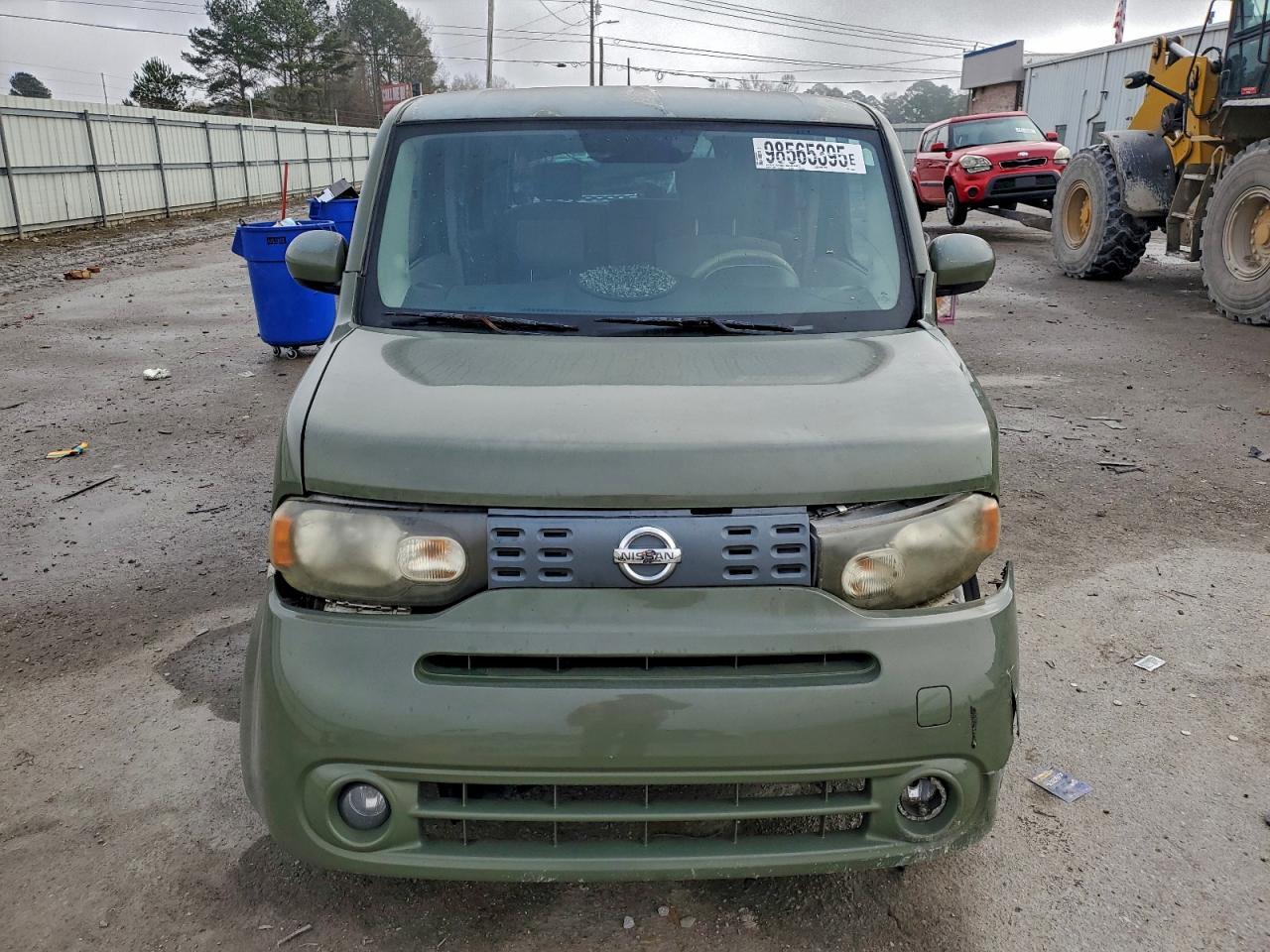 2010 NISSAN CUBE