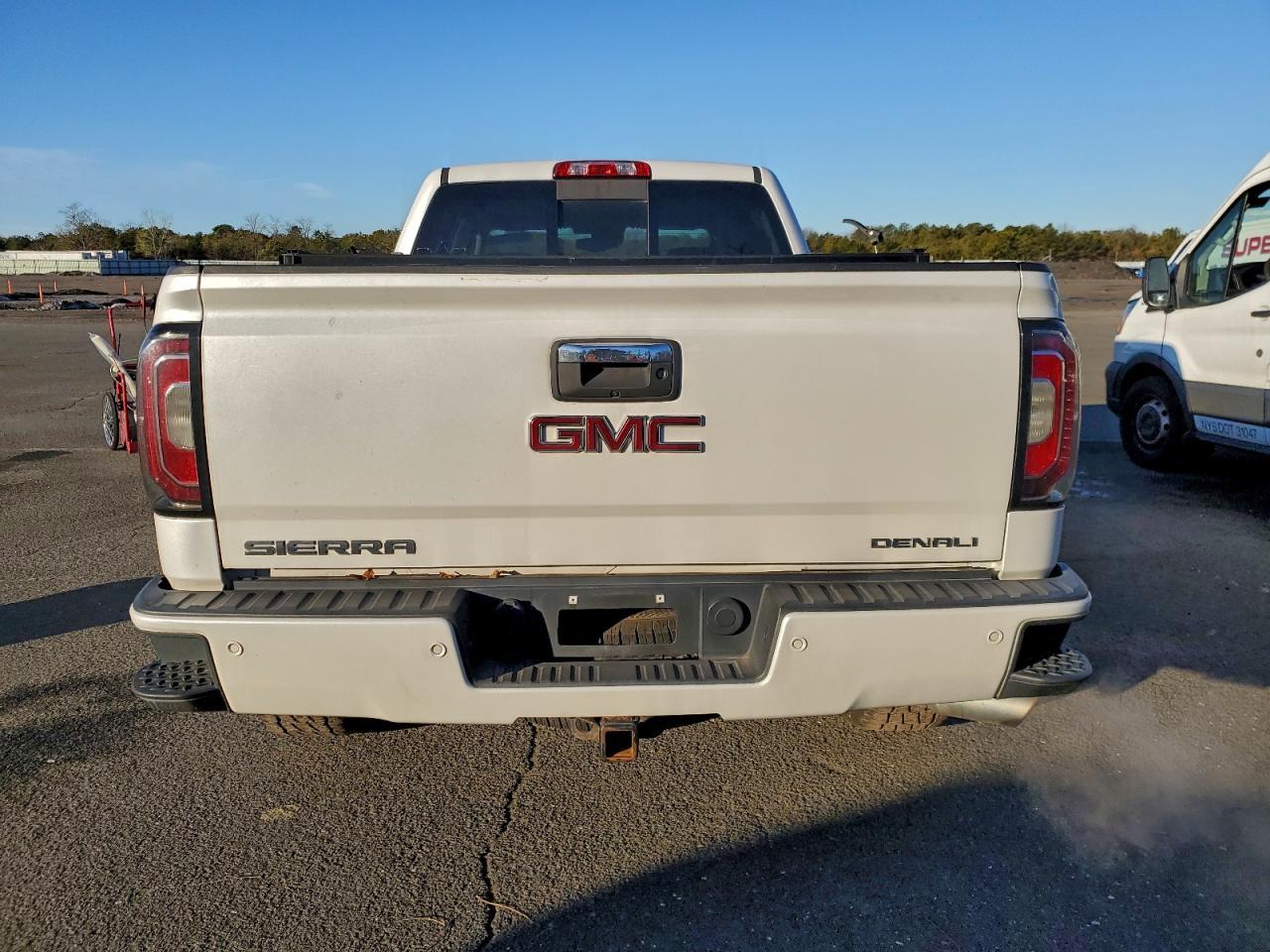 2017 GMC Sierra