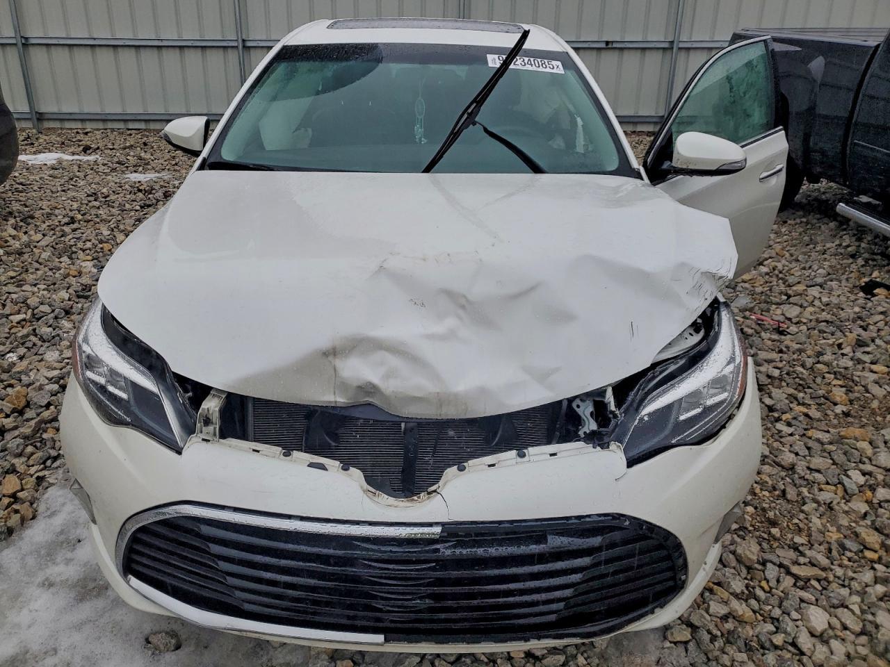 2016 TOYOTA Avalon