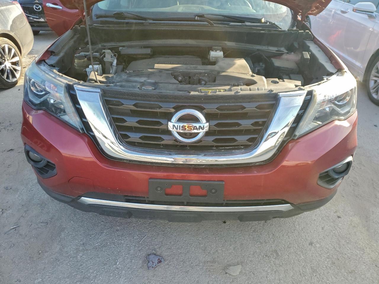 2017 NISSAN PATHFINDER