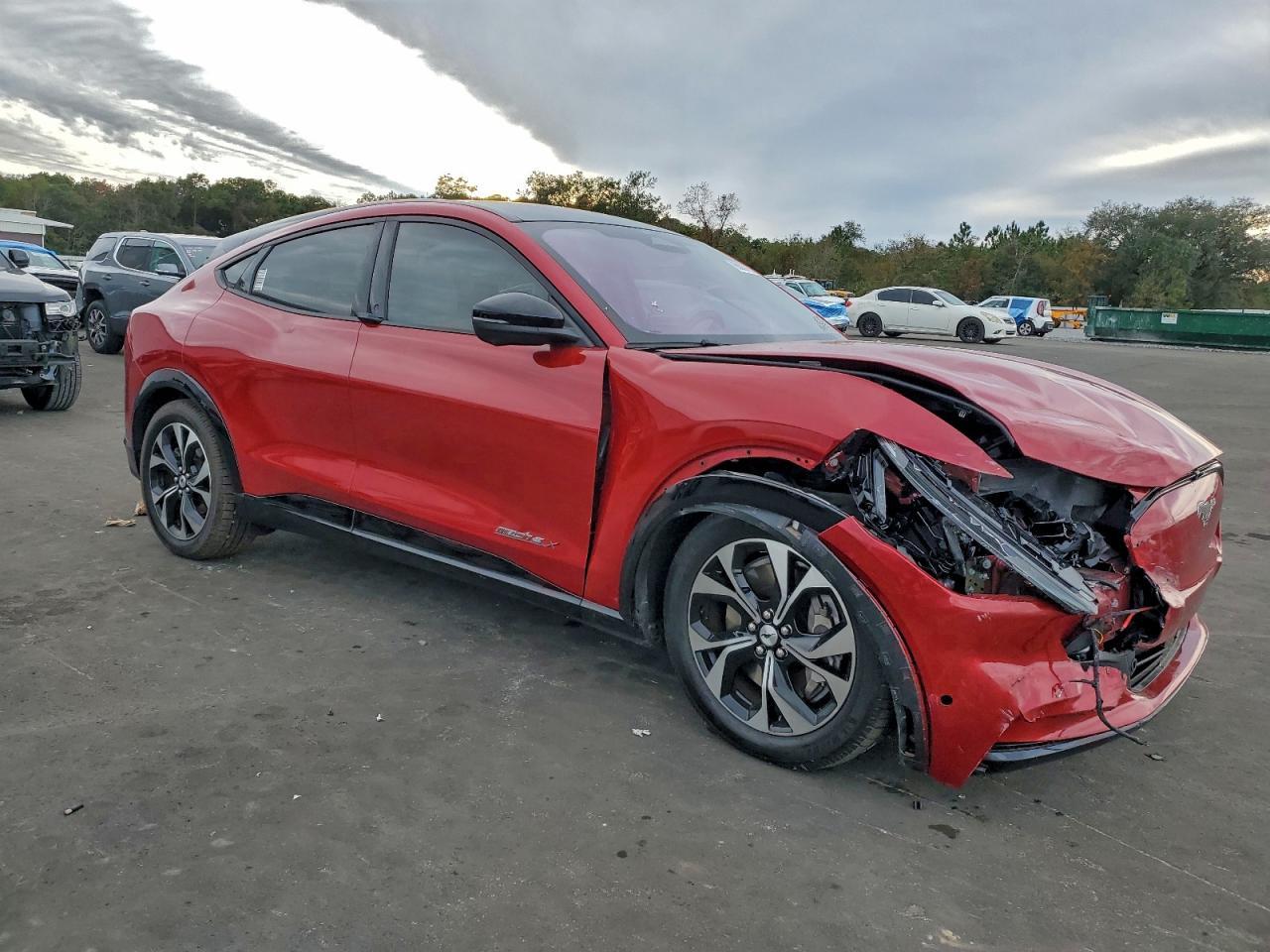 2021 FORD Mustang Mach-E