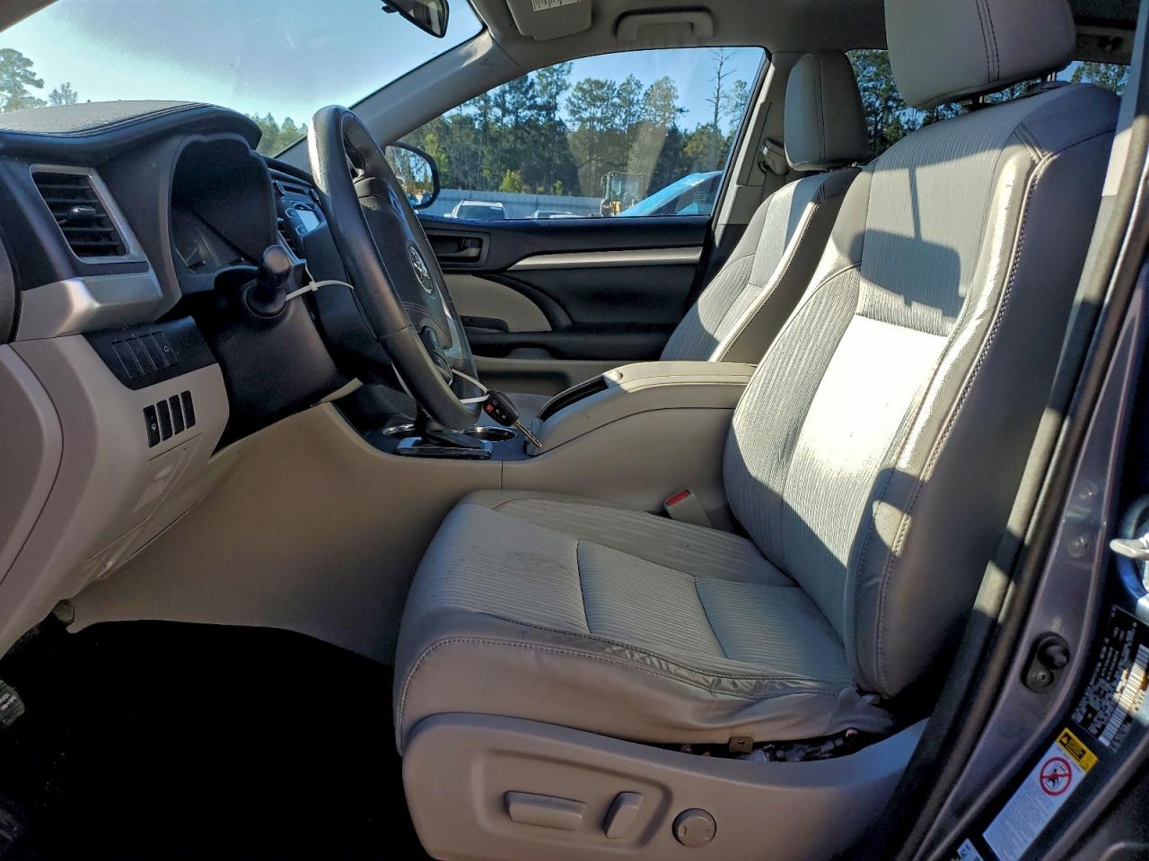 2015 TOYOTA HIGHLANDER