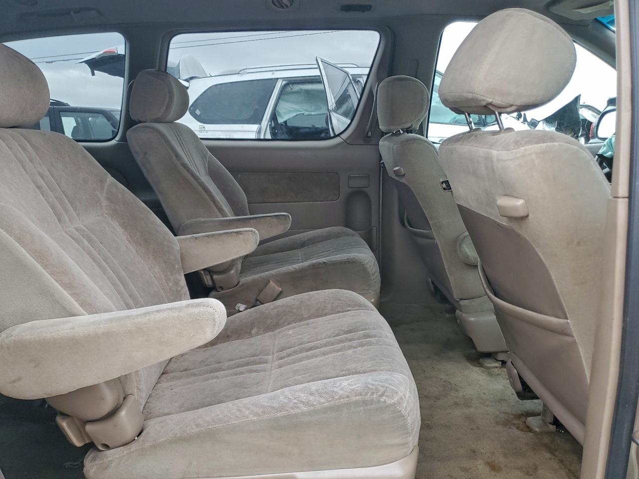 2000 TOYOTA SIENNA