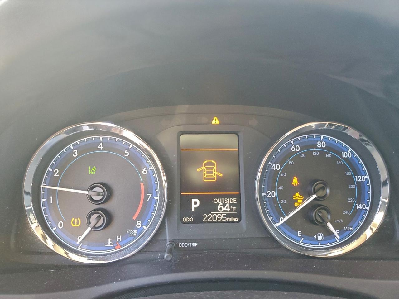2018 TOYOTA COROLLA