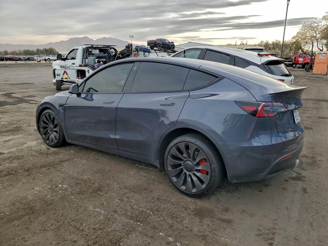 2022 TESLA MODEL Y
