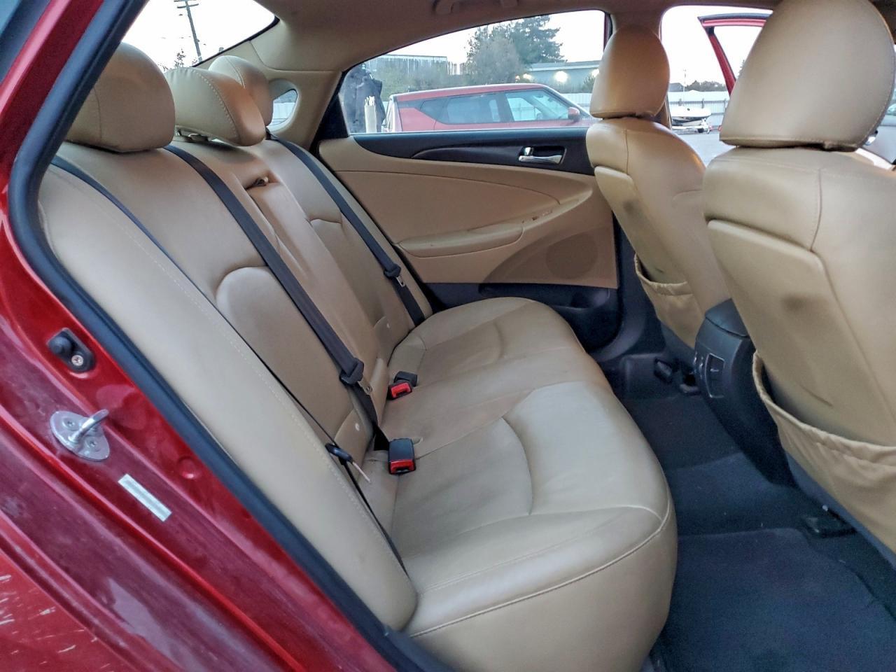 2011 HYUNDAI SONATA