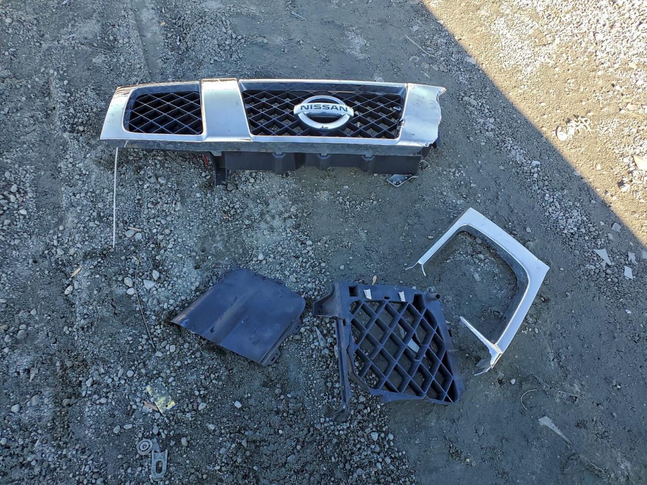 2005 NISSAN Armada