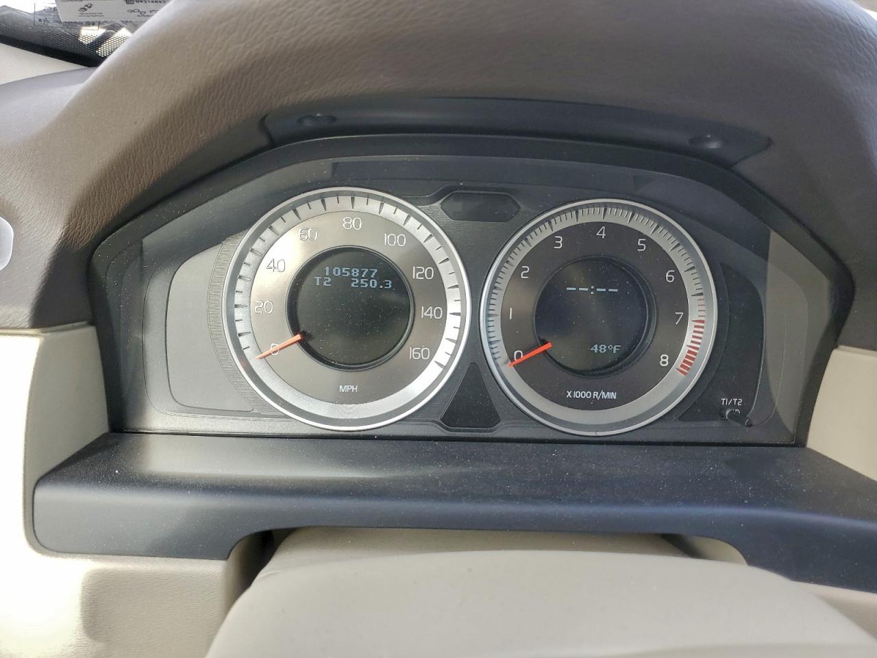 2012 VOLVO XC70