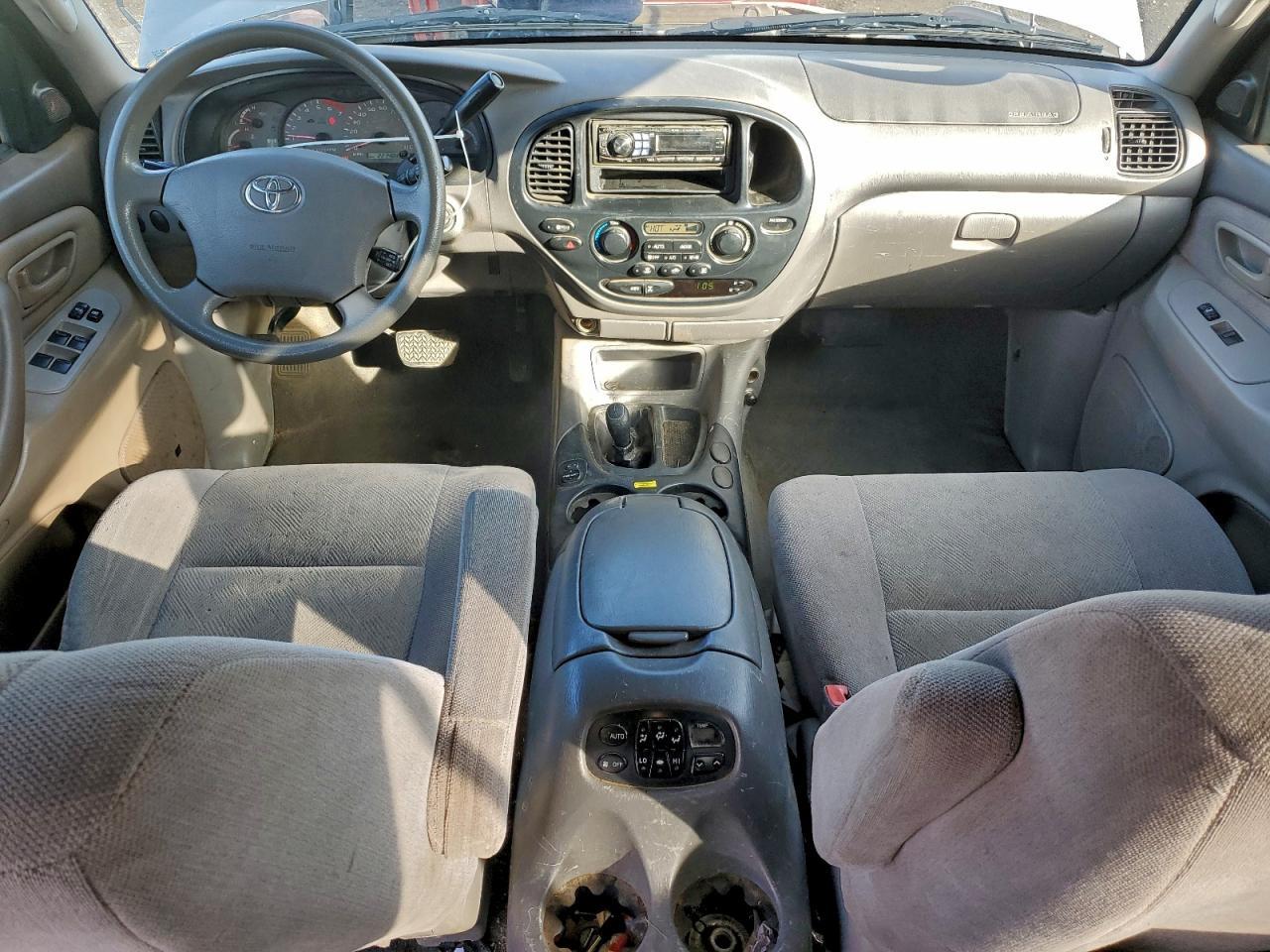 2003 TOYOTA Sequoia