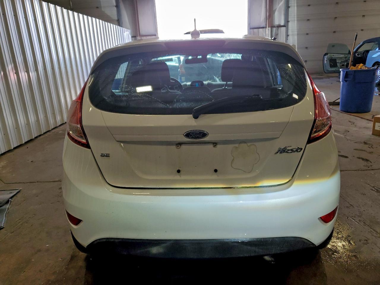 2016 FORD Fiesta
