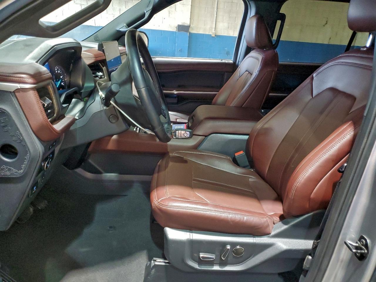 2024 FORD Expedition