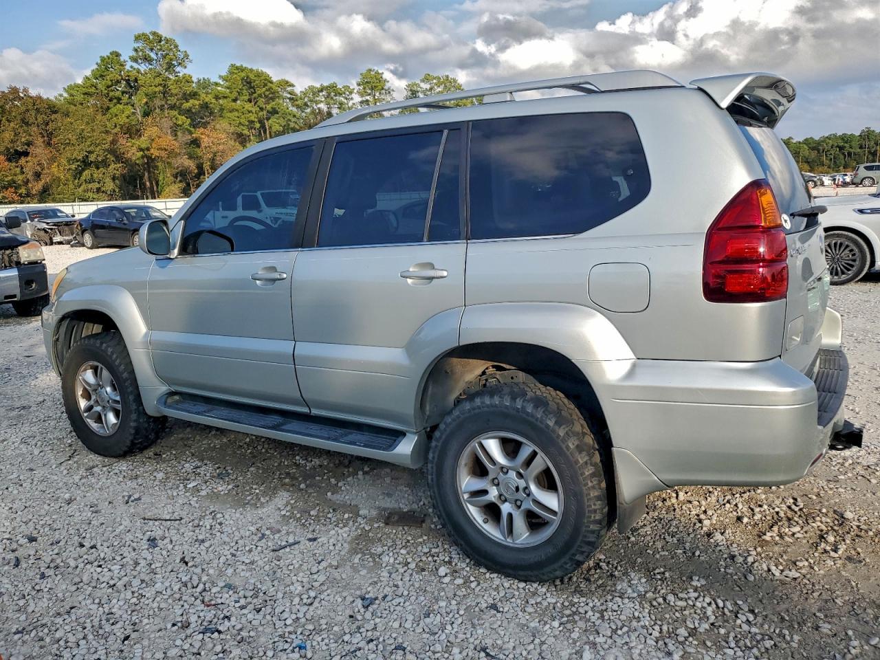 2004 LEXUS Gx 470