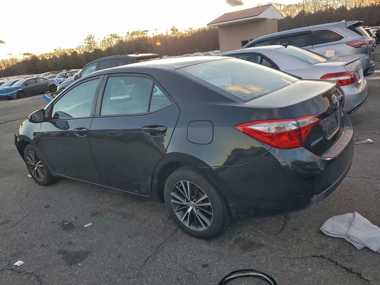2016 TOYOTA COROLLA