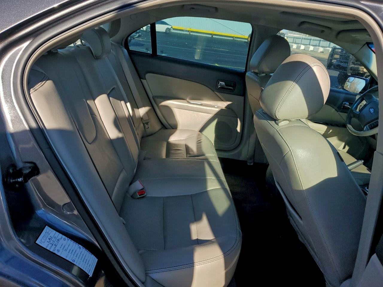 2011 FORD FUSION