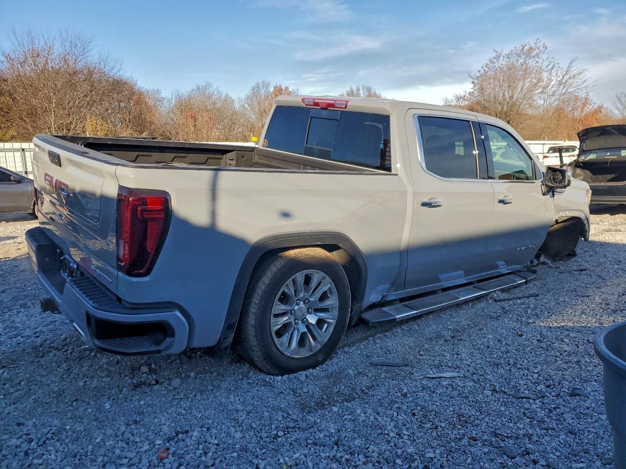 2024 GMC Sierra