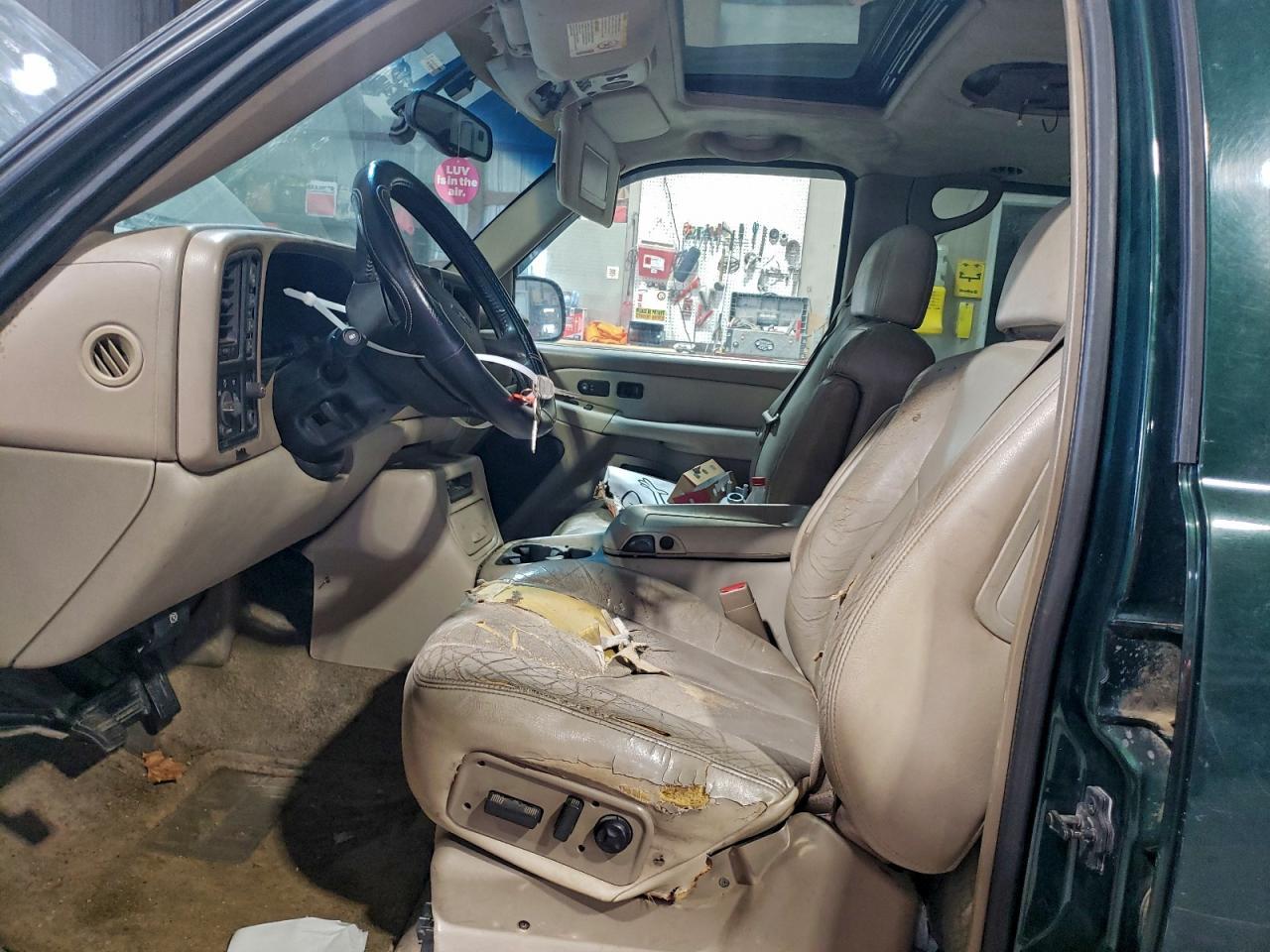 2002 CHEVROLET Suburban