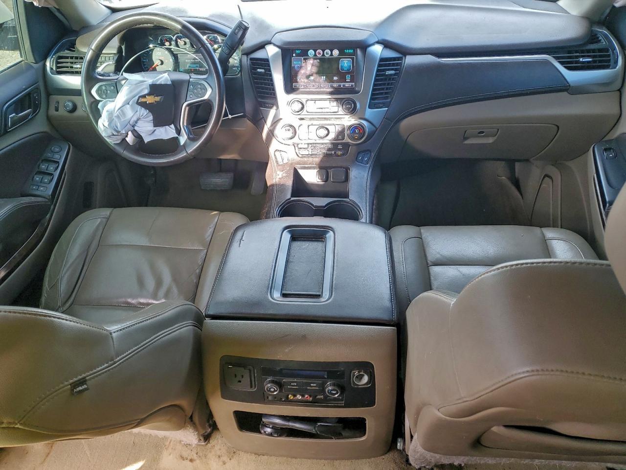 2015 CHEVROLET Suburban