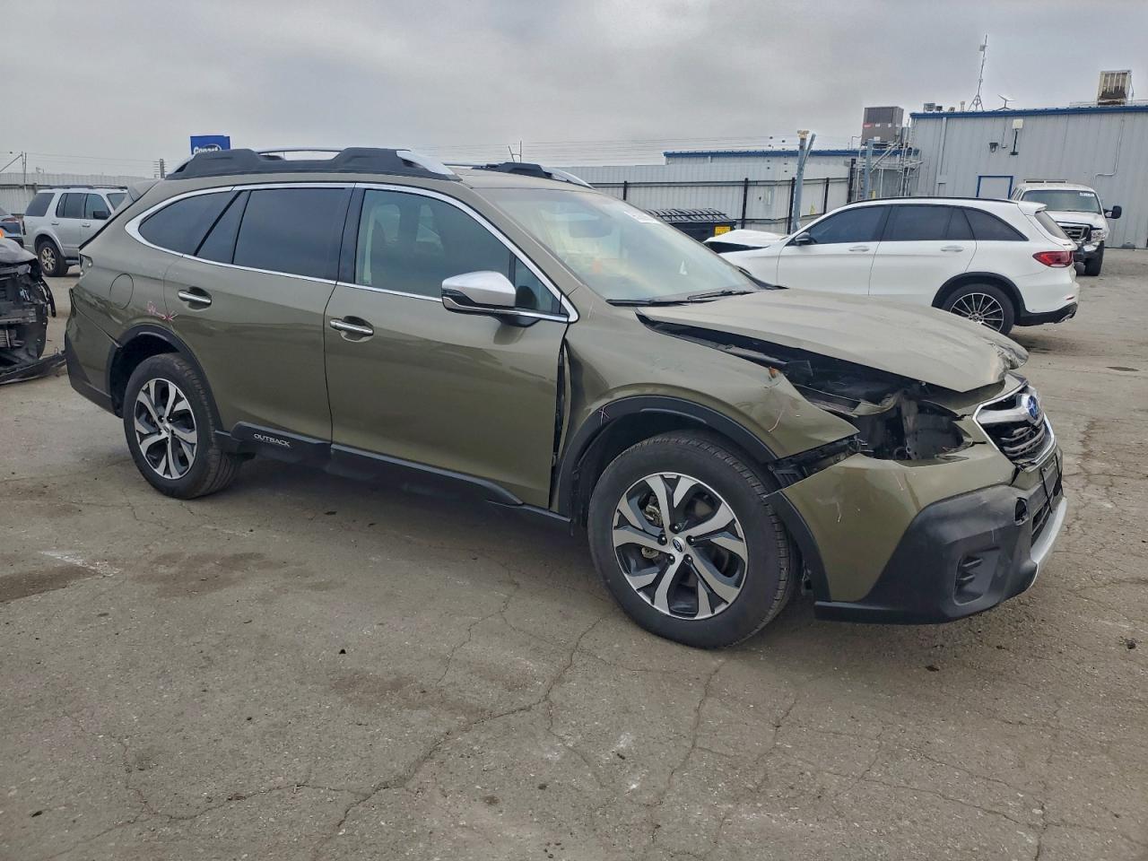 2021 SUBARU Outback