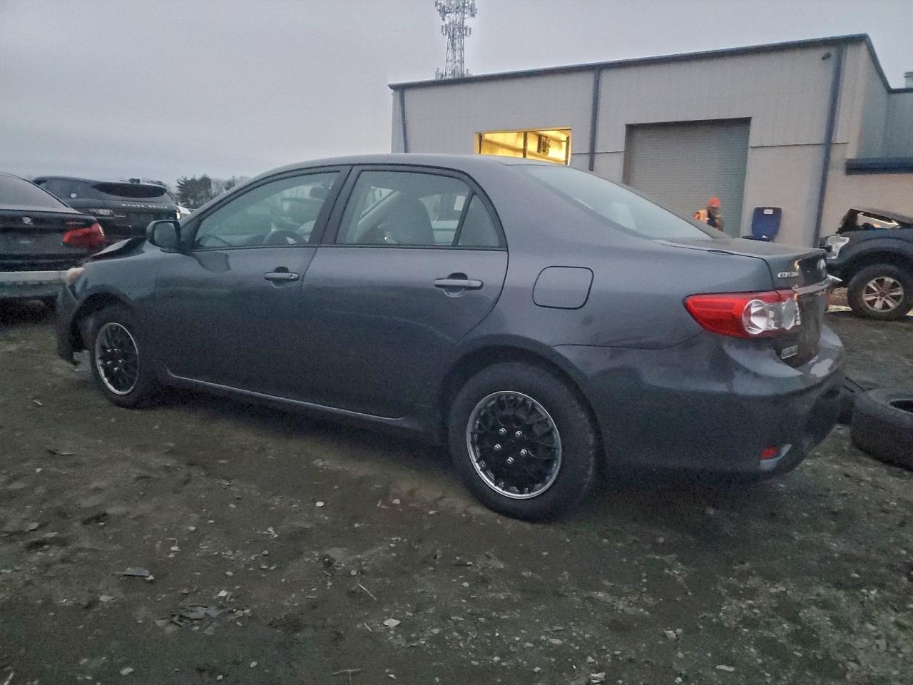 2011 TOYOTA COROLLA