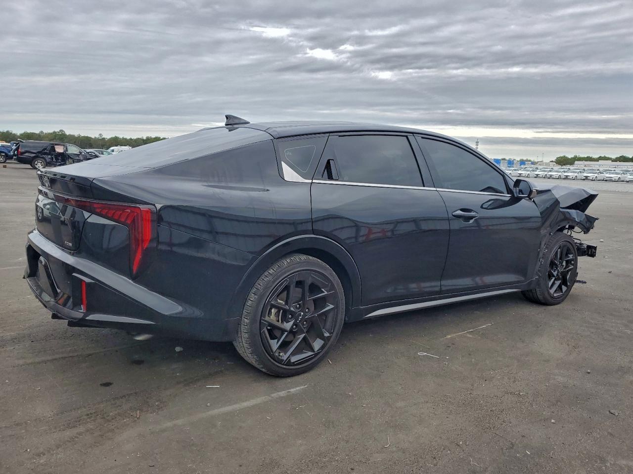 2025 KIA K4
