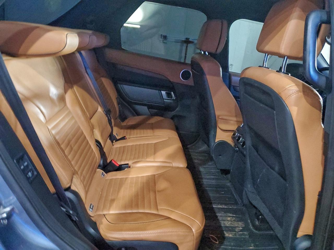 2019 LAND ROVER Discovery