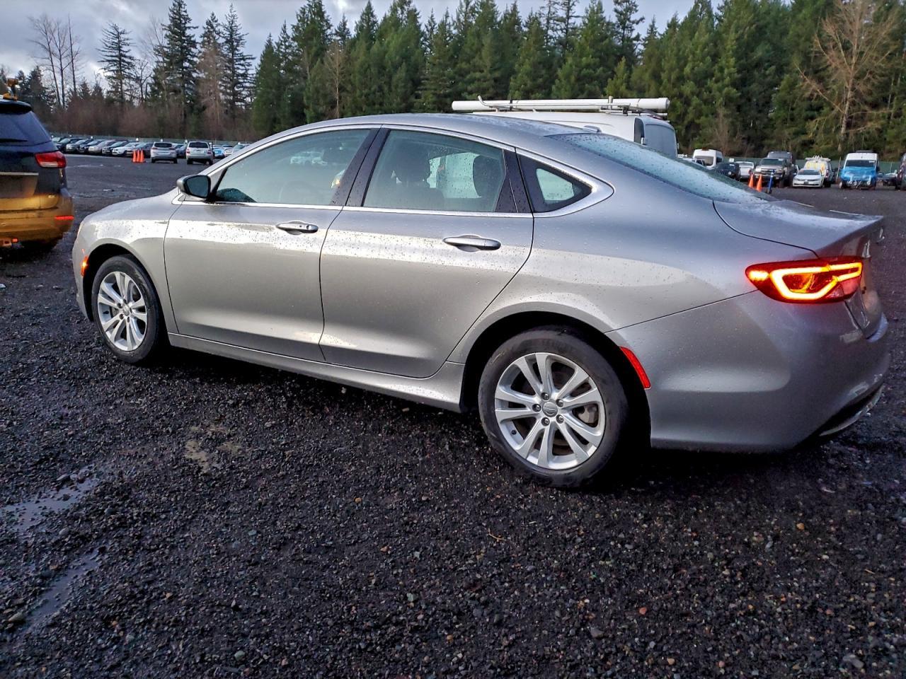 2016 CHRYSLER 200