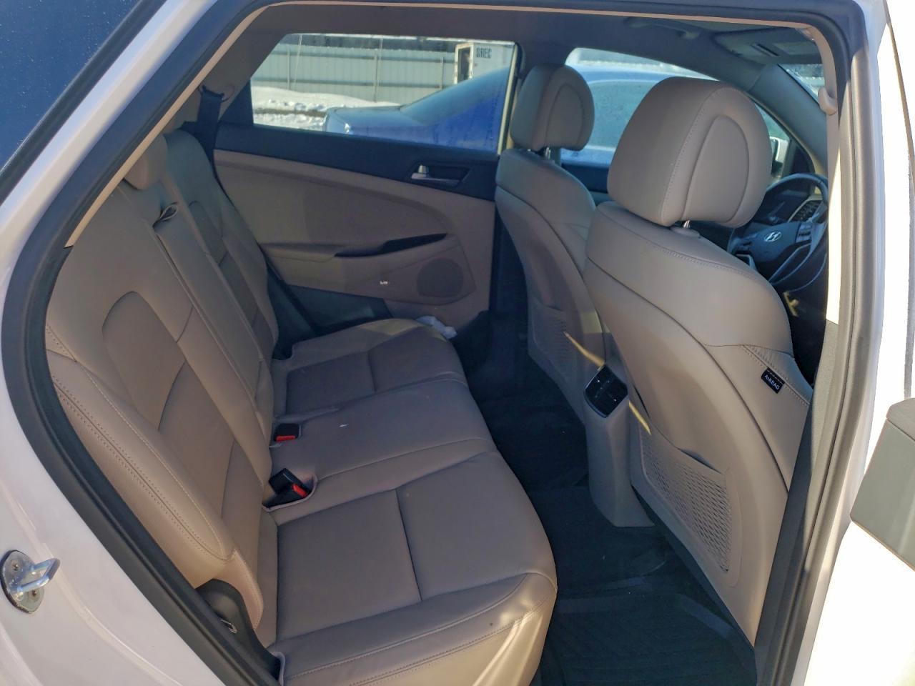 2017 HYUNDAI TUCSON