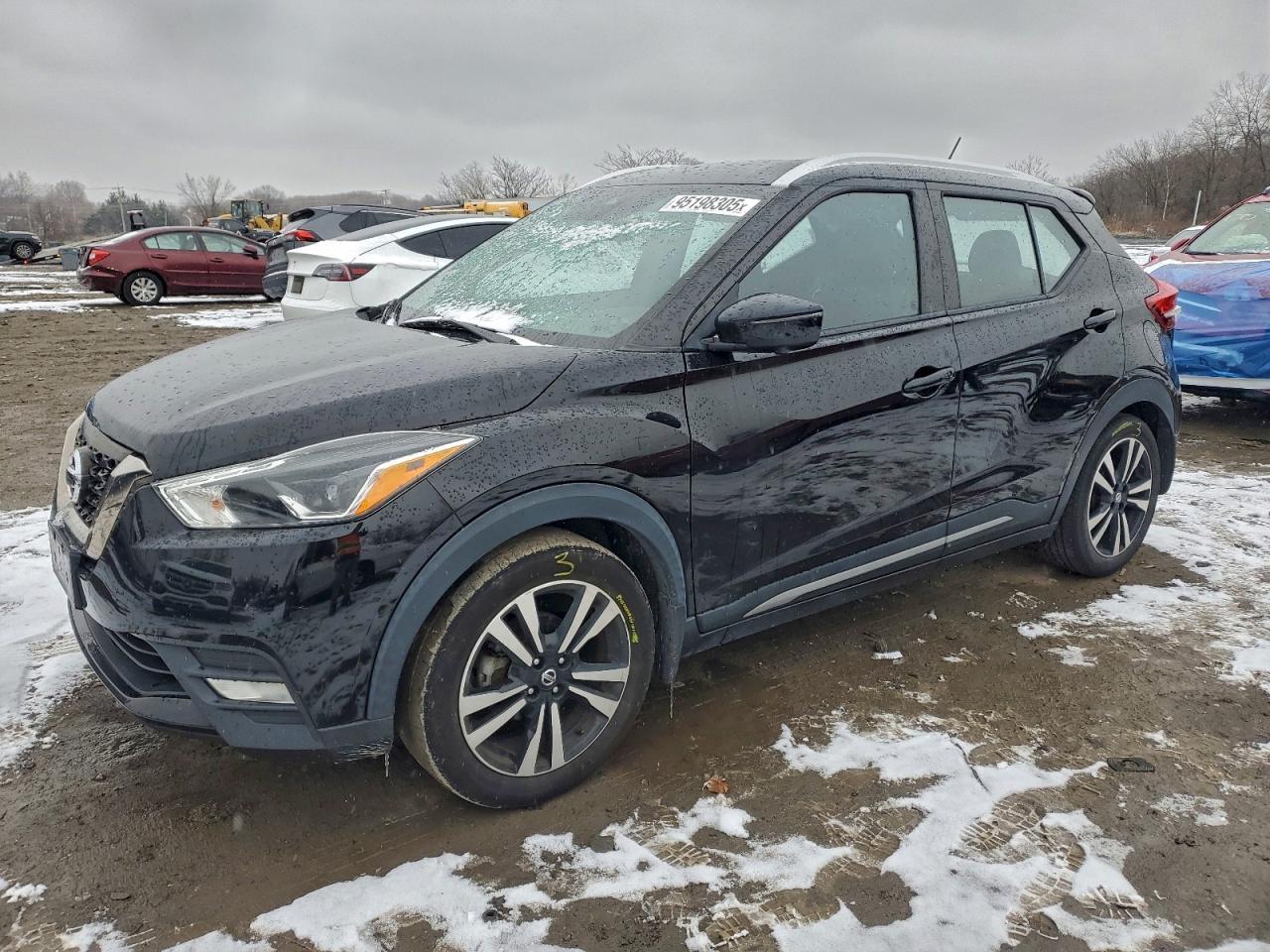 2020 NISSAN KICKS
