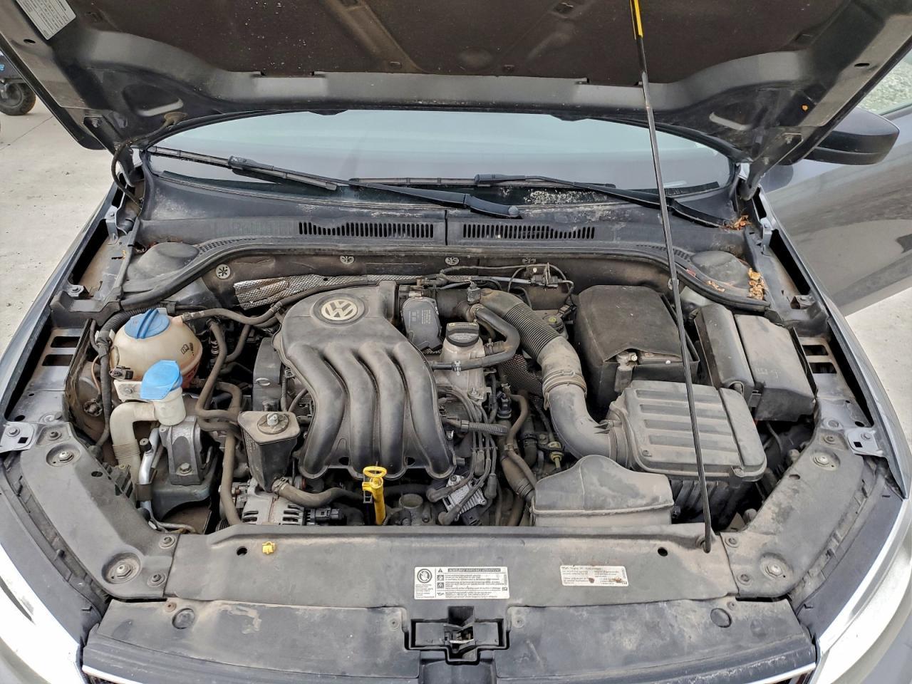 2015 VOLKSWAGEN JETTA