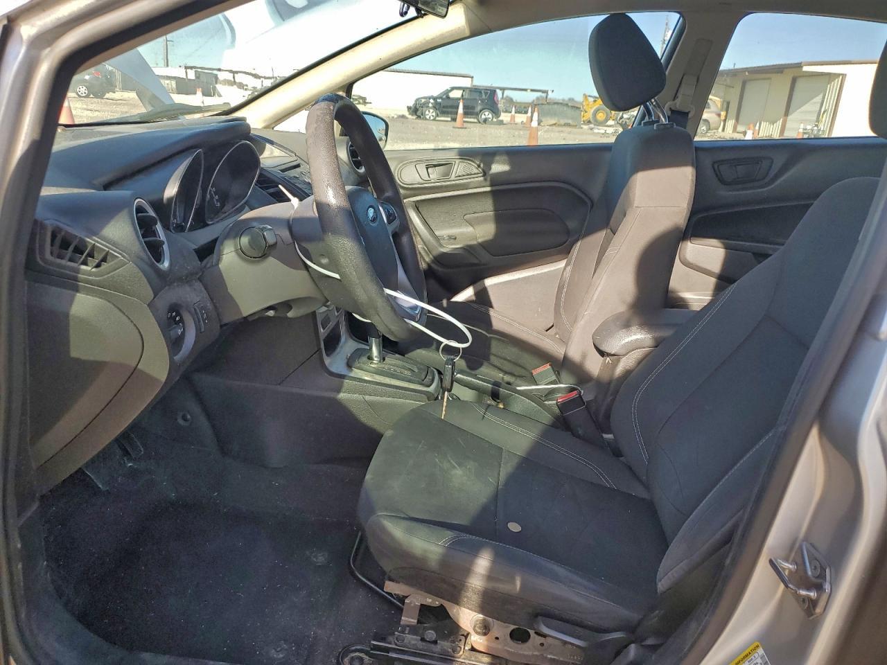 2018 FORD Fiesta