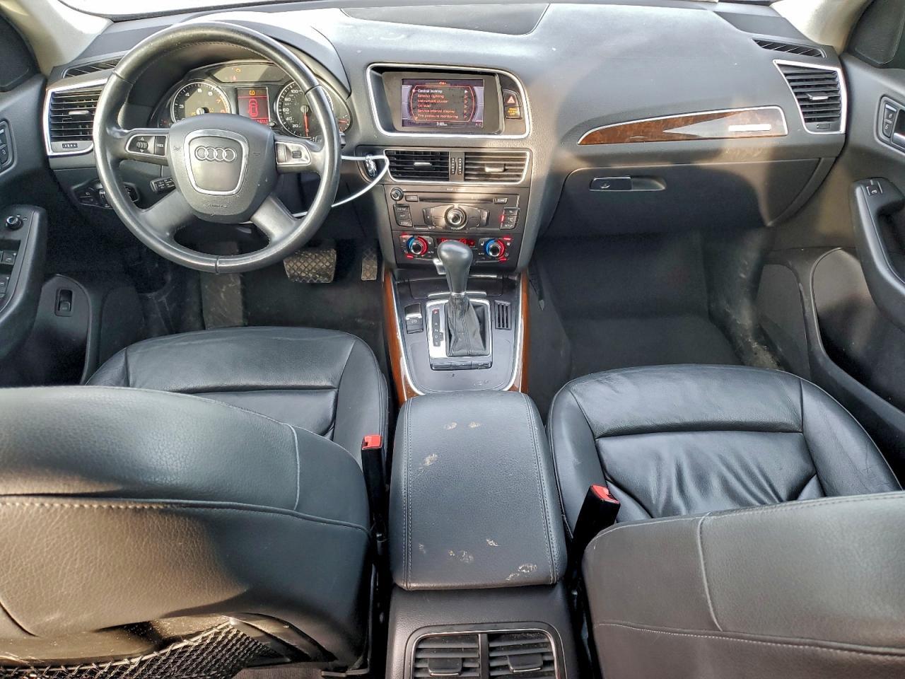 2010 AUDI Q5