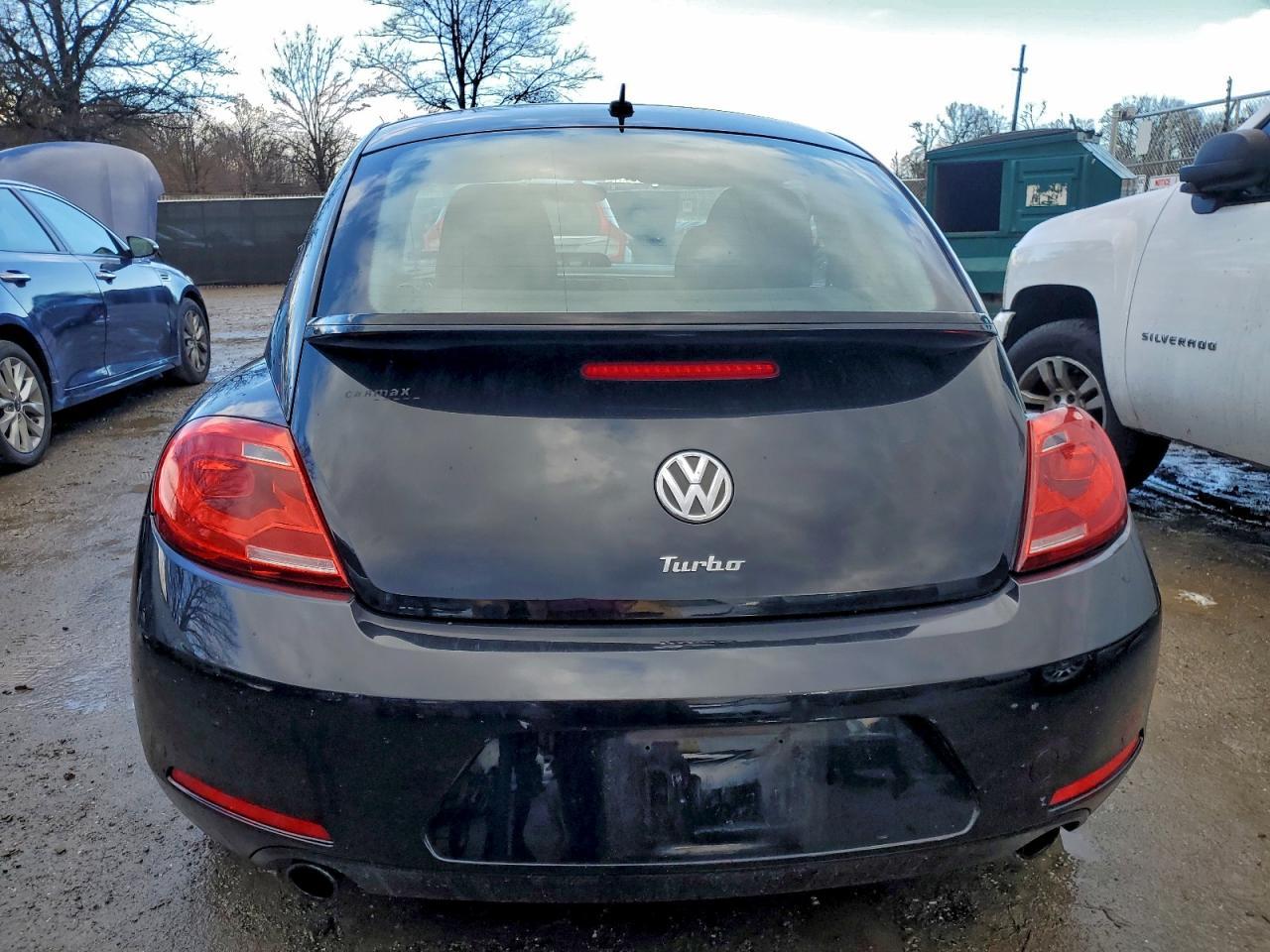 2012 VOLKSWAGEN Beetle