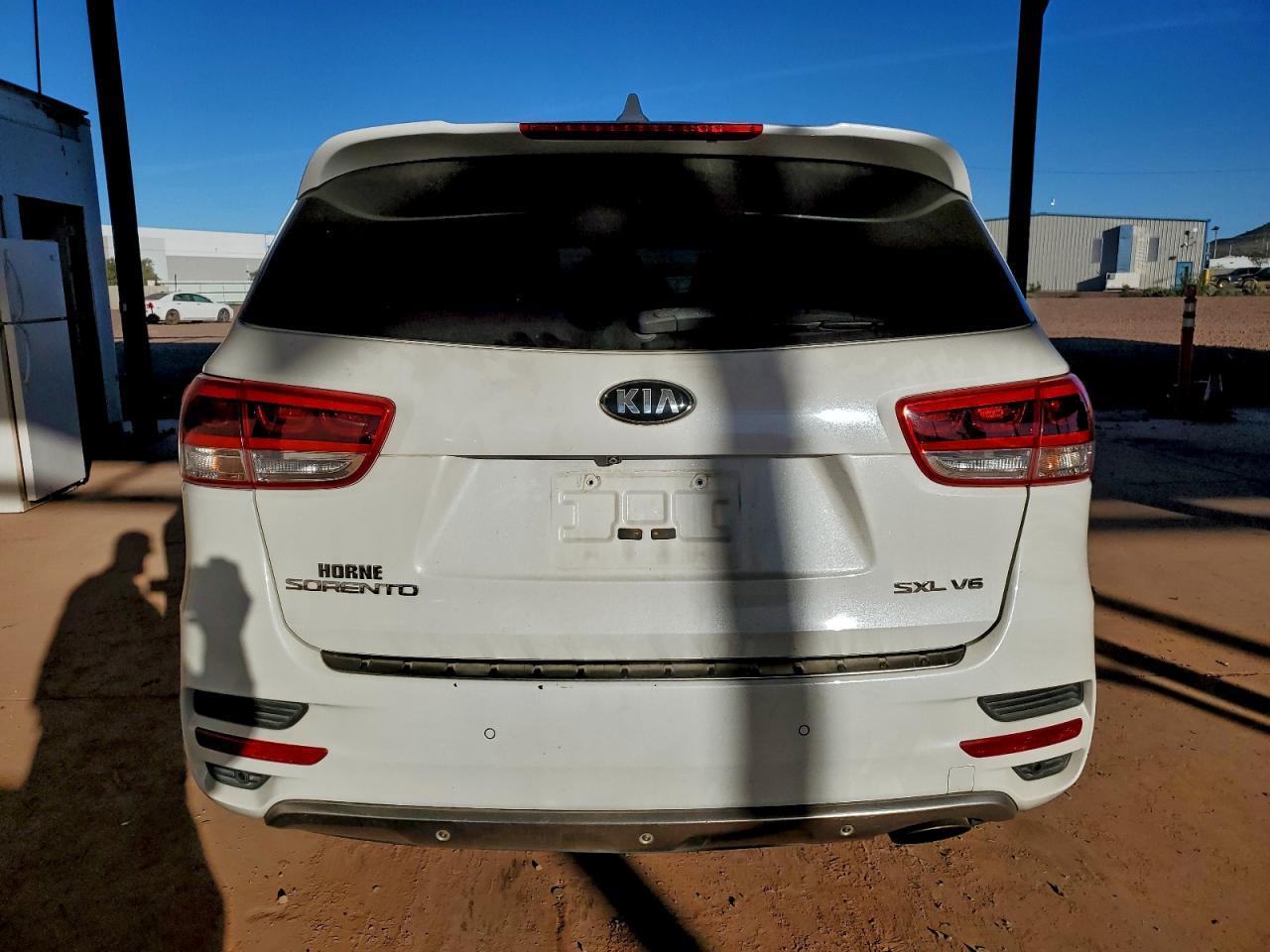 2016 KIA SORENTO