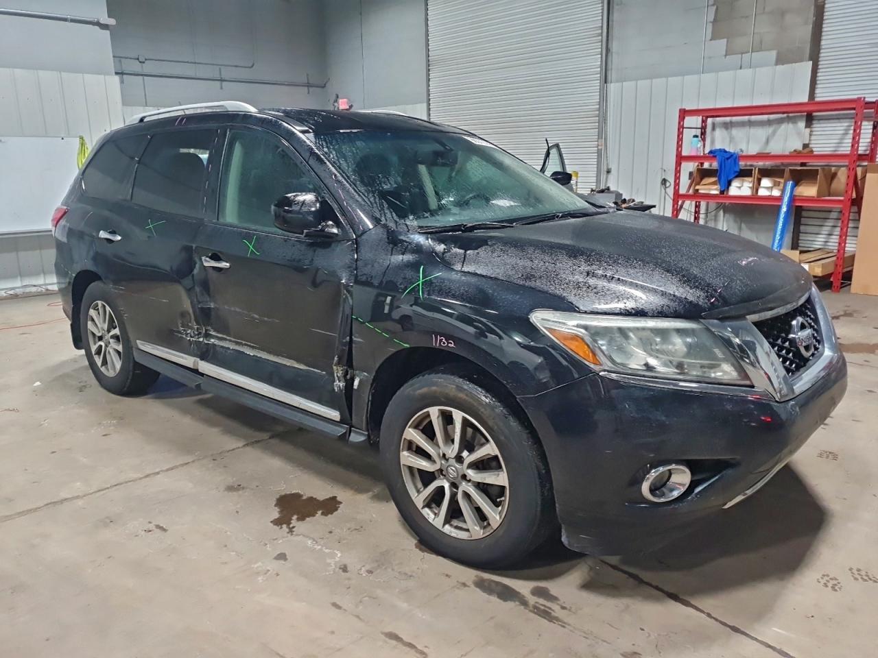 2013 NISSAN PATHFINDER