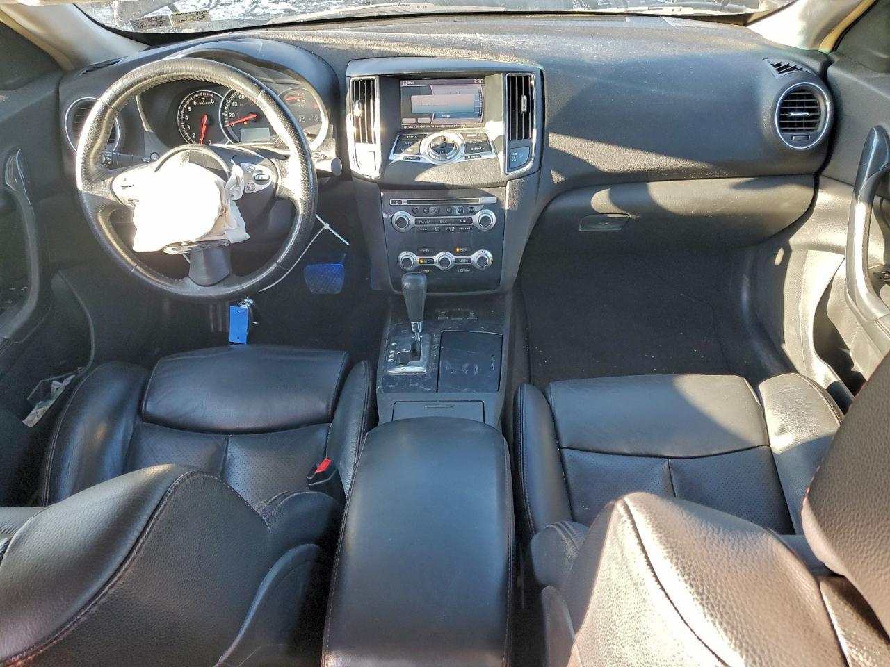 2014 NISSAN Maxima