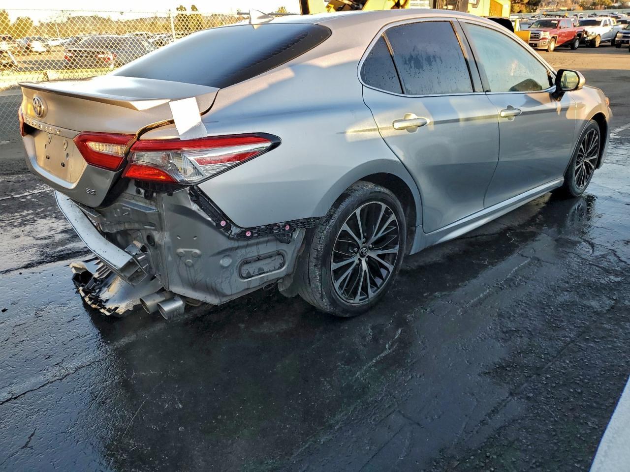 2019 TOYOTA CAMRY