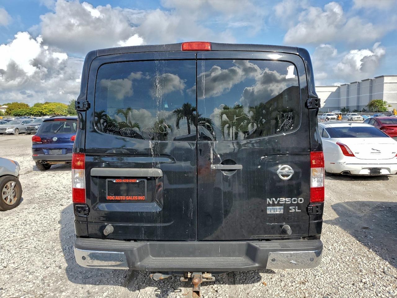 2016 NISSAN NV3500