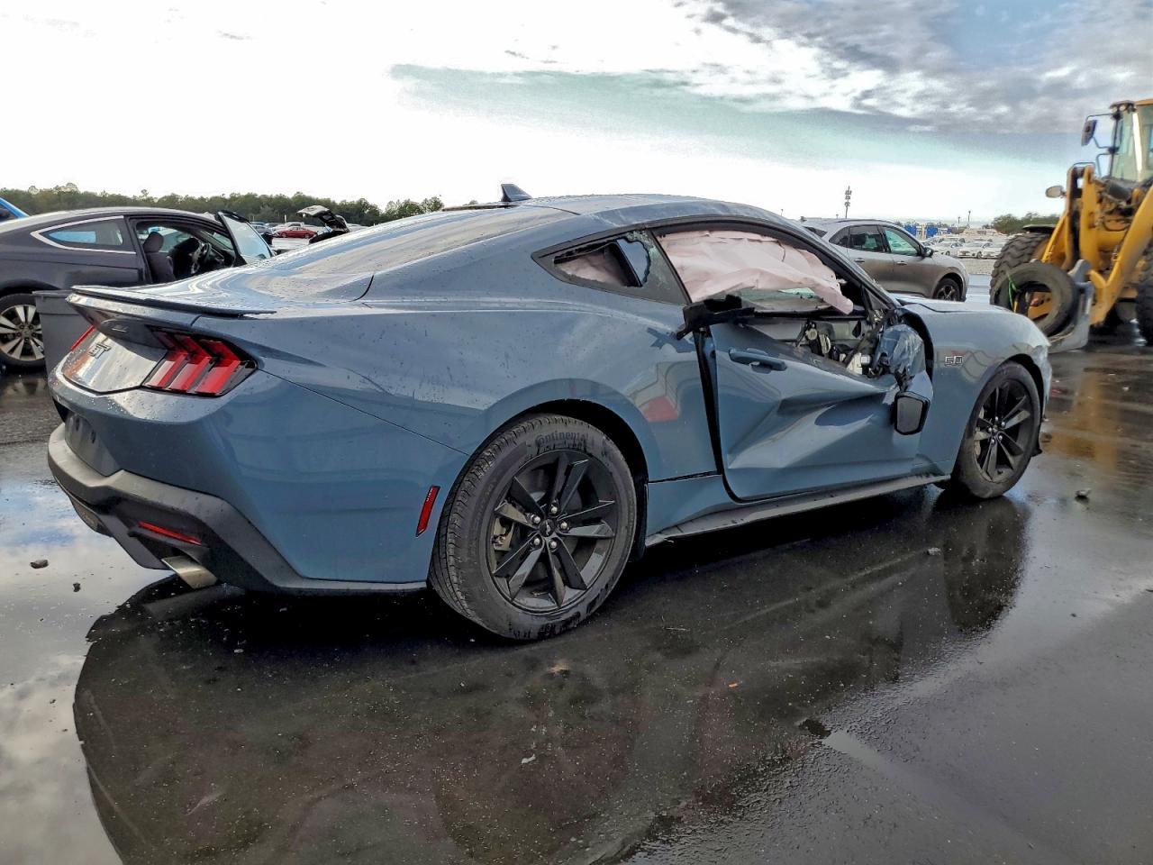 2024 FORD MUSTANG