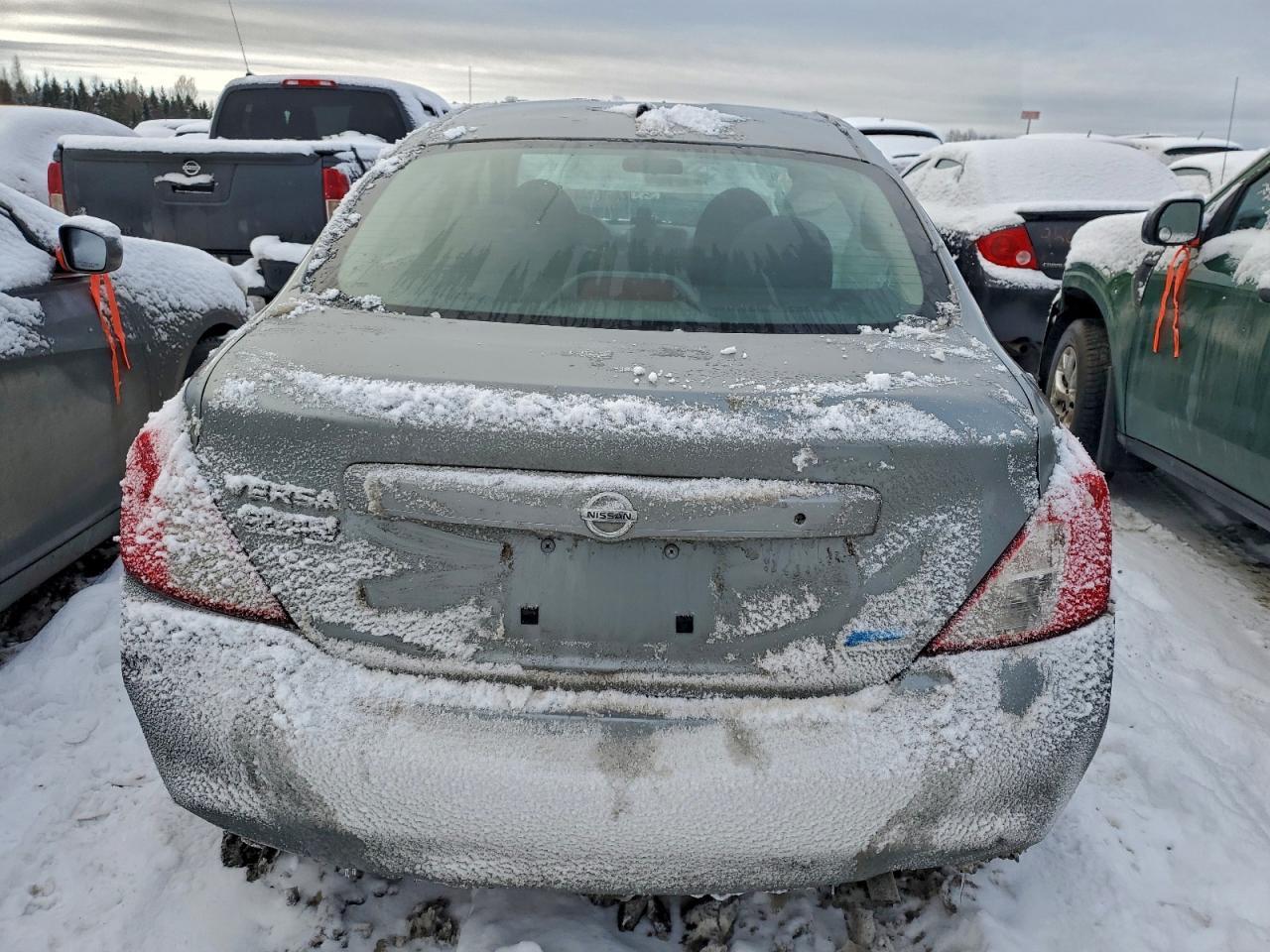 2013 NISSAN VERSA