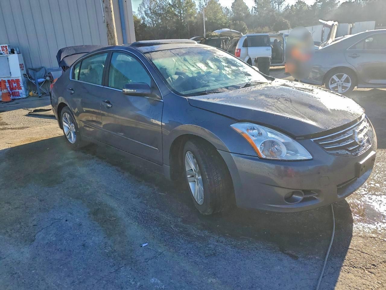 2012 NISSAN ALTIMA